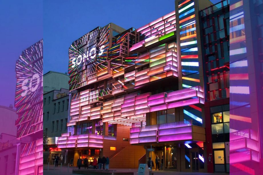 Media facade lighting
